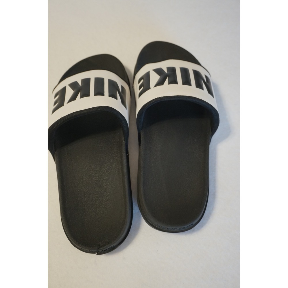 Nike Offcourt Revive Foam Slides Black White Athletic Sandals BQ4632-011 Size 9